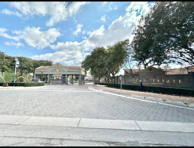 4 BEDROOM HOUSE FOR SALE IN CYCAD ESTATE
